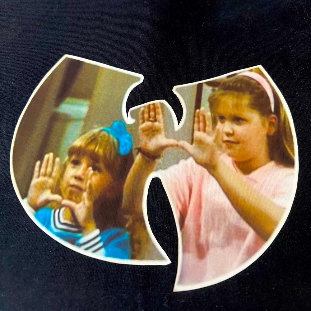 Wu tang logo tee!
